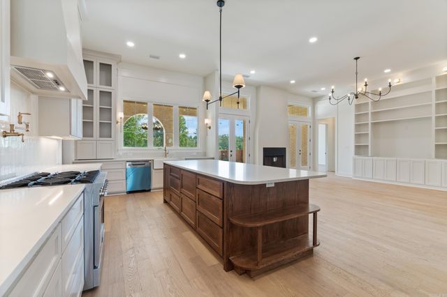 1520 Southwinds, Conway, AR 72034