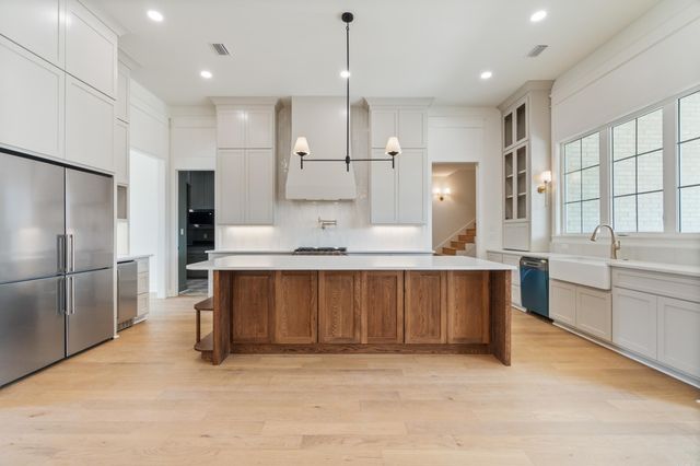 1520 Southwinds, Conway, AR 72034