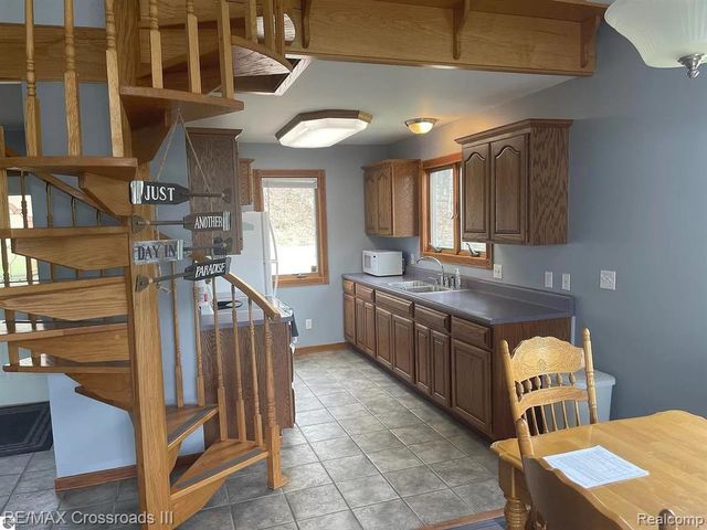 7527 Cove Road, Hale, MI 48739