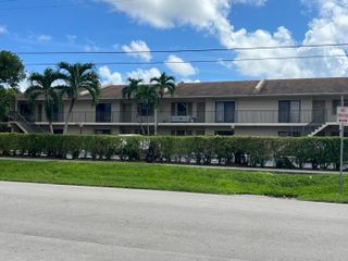 960 NW 45th Street B-6, Deerfield Beach, FL 33064