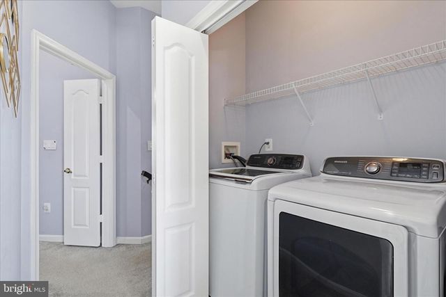 13584 FLYING SQUIRREL DR, Herndon, VA 20171