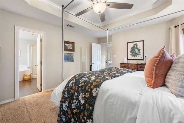 3804 Bridle Trails Court, College Station, TX 77845