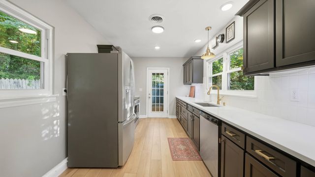 202 Woodbury Avenue, Chattanooga, TN 37415