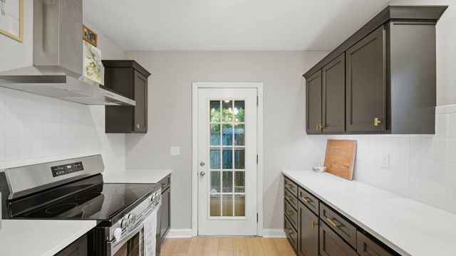 202 Woodbury Avenue, Chattanooga, TN 37415