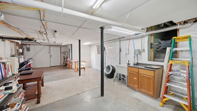 202 Woodbury Avenue, Chattanooga, TN 37415