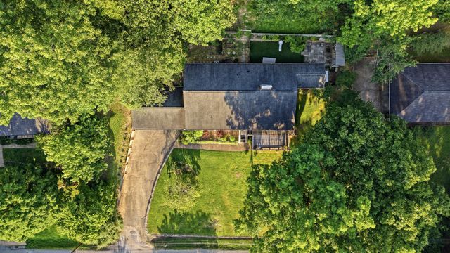 202 Woodbury Avenue, Chattanooga, TN 37415