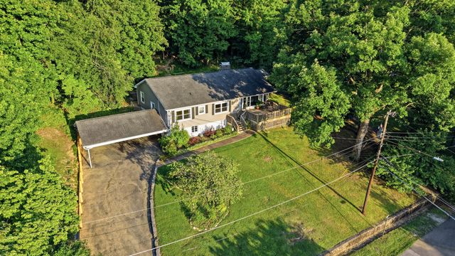 202 Woodbury Avenue, Chattanooga, TN 37415
