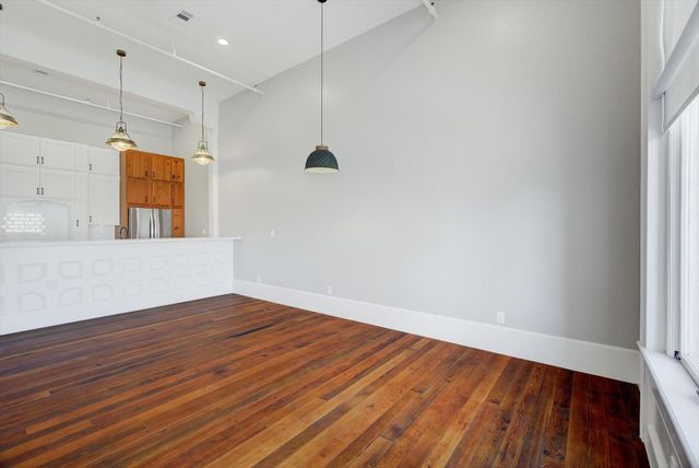 2206 Strand 302, Galveston, TX 77550