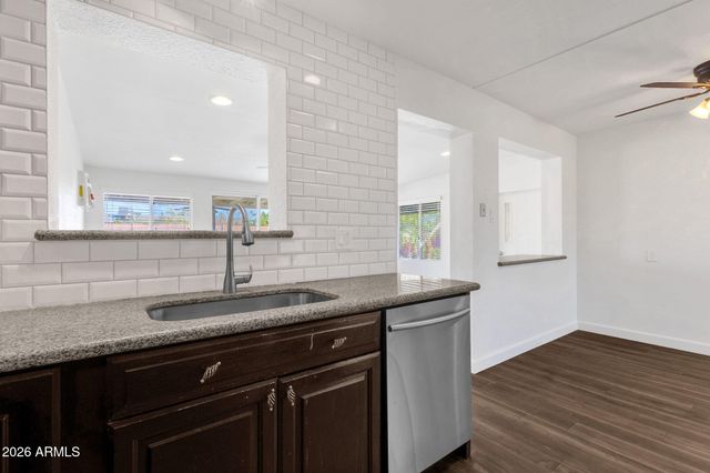 6732 E SHERIDAN Street, Scottsdale, AZ 85257