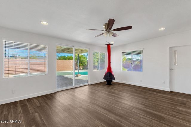 6732 E SHERIDAN Street, Scottsdale, AZ 85257