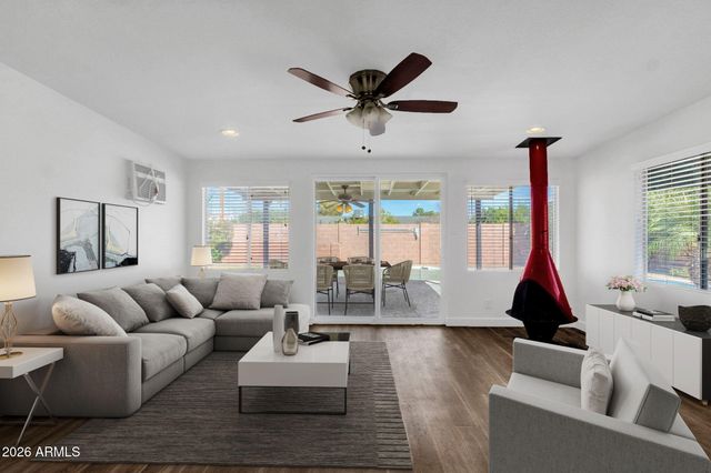 6732 E SHERIDAN Street, Scottsdale, AZ 85257