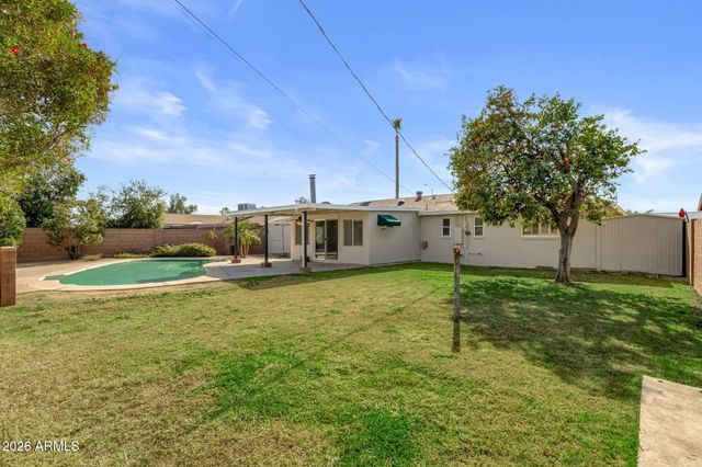 6732 E SHERIDAN Street, Scottsdale, AZ 85257