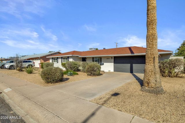 6732 E SHERIDAN Street, Scottsdale, AZ 85257