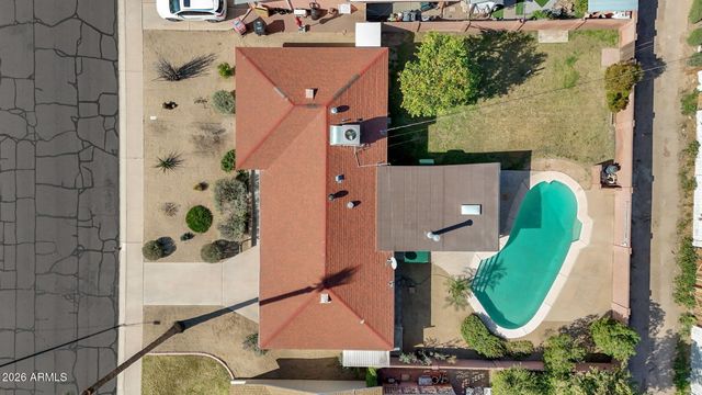 6732 E SHERIDAN Street, Scottsdale, AZ 85257