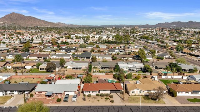 6732 E SHERIDAN Street, Scottsdale, AZ 85257