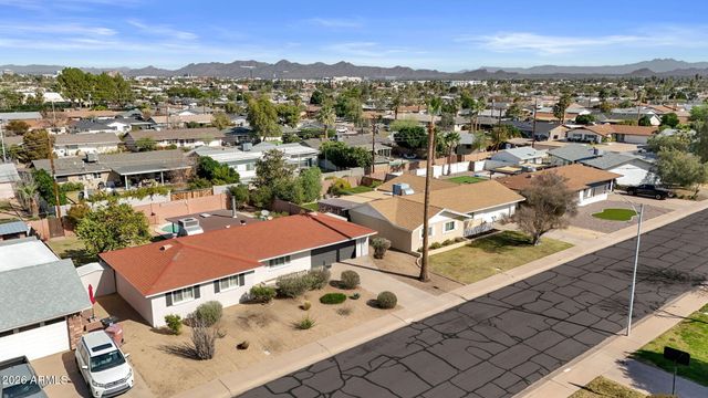 6732 E SHERIDAN Street, Scottsdale, AZ 85257