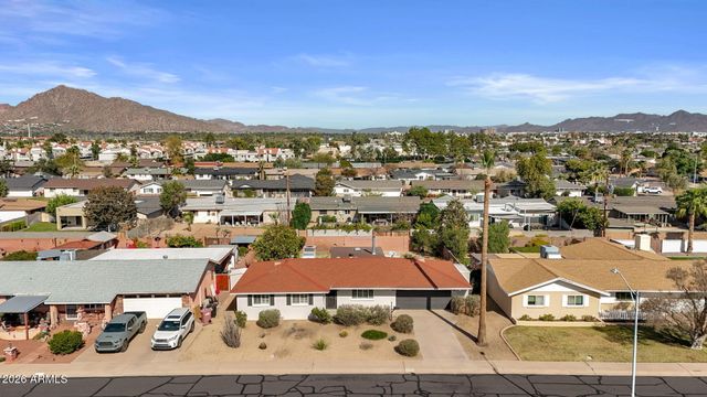 6732 E SHERIDAN Street, Scottsdale, AZ 85257