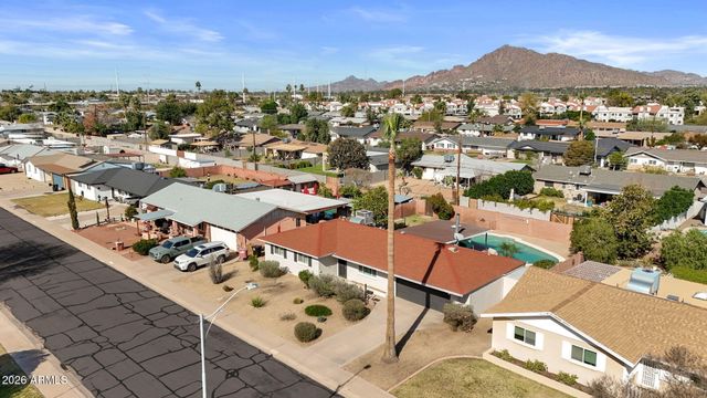 6732 E SHERIDAN Street, Scottsdale, AZ 85257