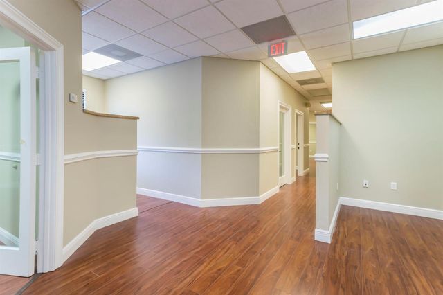 7501 Wiles Road 207, Coral Springs, FL 33067