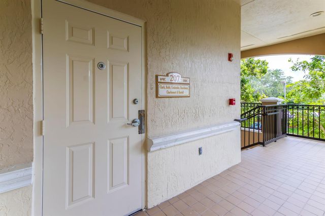 7501 Wiles Road 207, Coral Springs, FL 33067