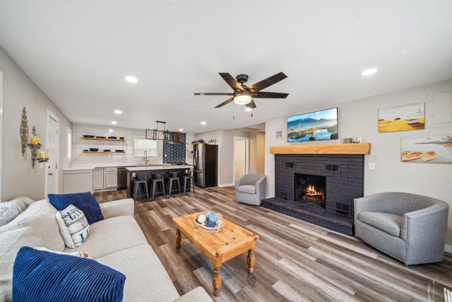 212 Harris Drive, Eucha, OK 74342