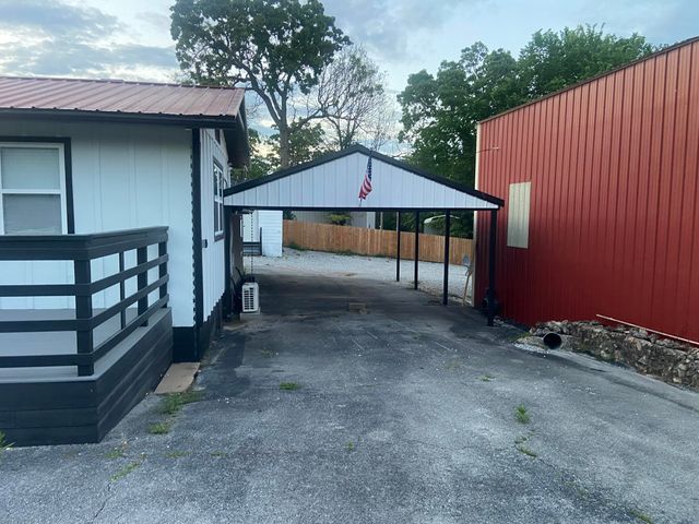 212 Harris Drive, Eucha, OK 74342