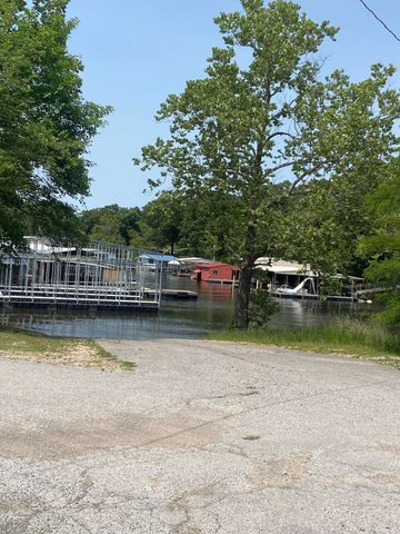 212 Harris Drive, Eucha, OK 74342