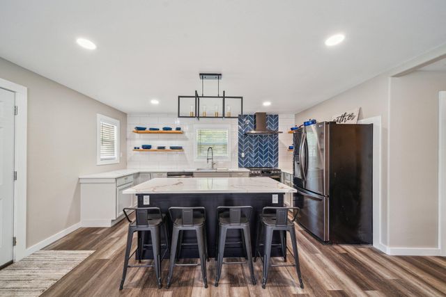 212 Harris Drive, Eucha, OK 74342