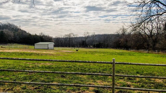 2828 Clouse Road, Mansfield, MO 65704