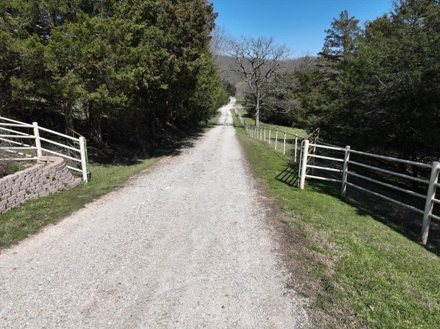 2828 Clouse Road, Mansfield, MO 65704