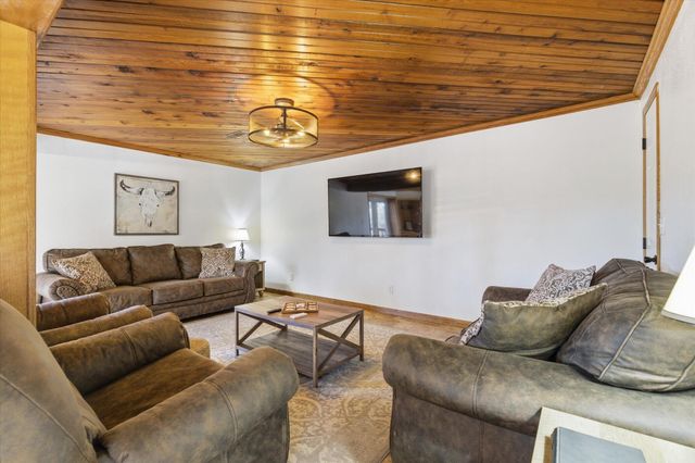 2828 Clouse Road, Mansfield, MO 65704