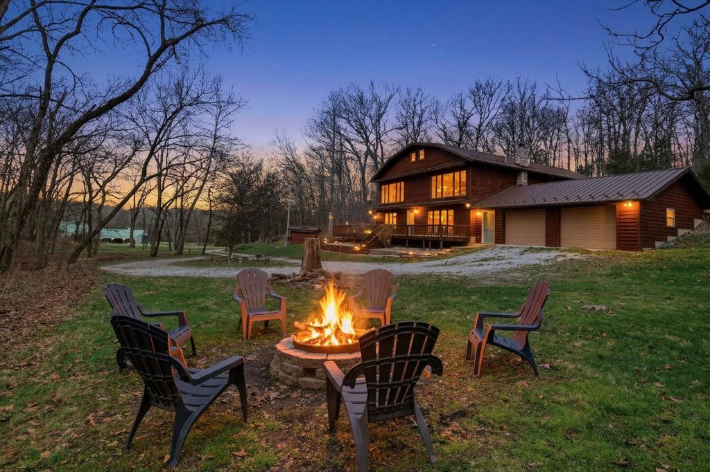 2828 Clouse Road, Mansfield, MO 65704