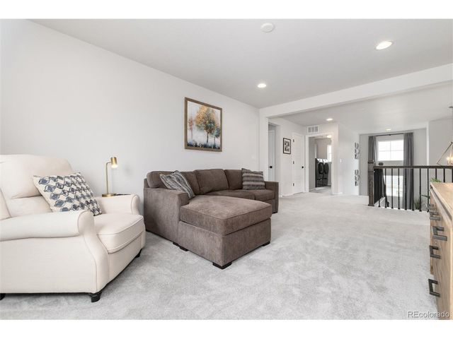 27425 E Roxbury Pl, Aurora, CO 80016
