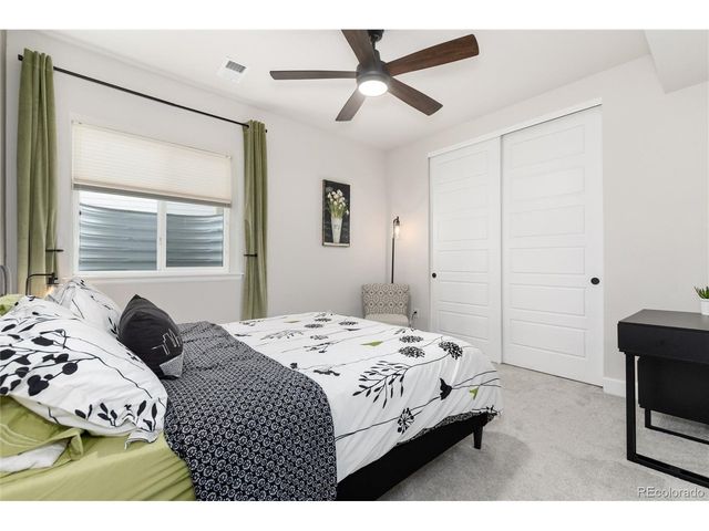 27425 E Roxbury Pl, Aurora, CO 80016
