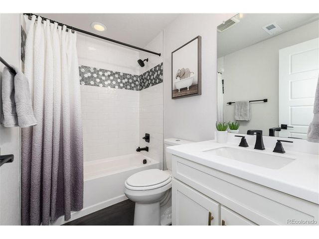 27425 E Roxbury Pl, Aurora, CO 80016