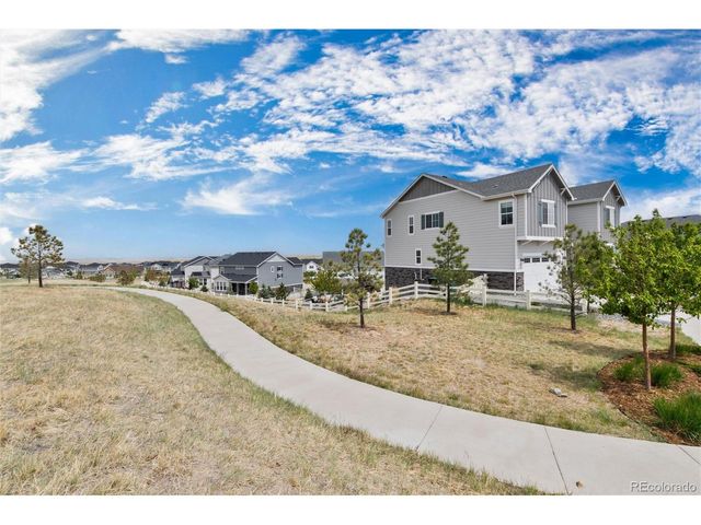 27425 E Roxbury Pl, Aurora, CO 80016