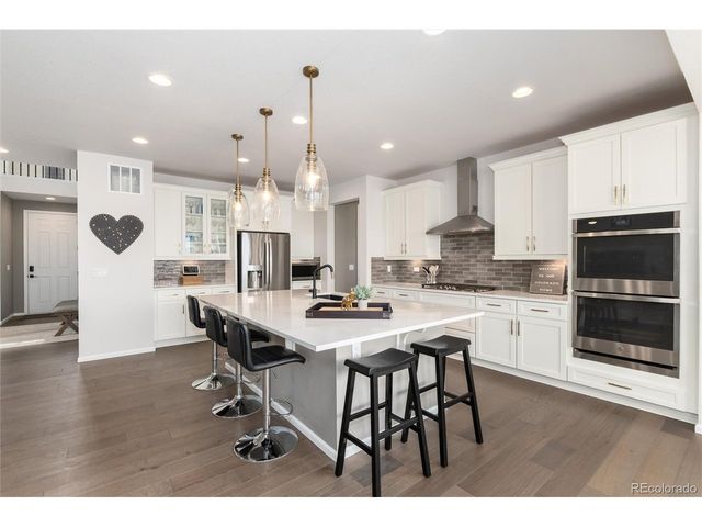 27425 E Roxbury Pl, Aurora, CO 80016
