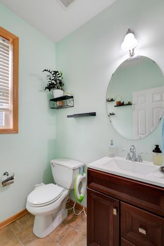 1969 Schoolmaster Drive, Chaska, MN 55318
