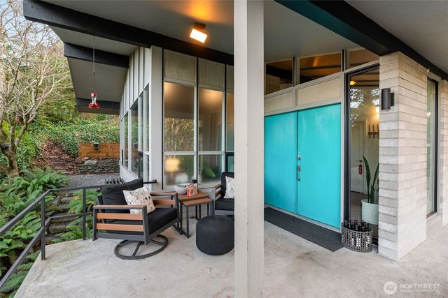 15109 SE 53rd Place, Bellevue, WA 98006