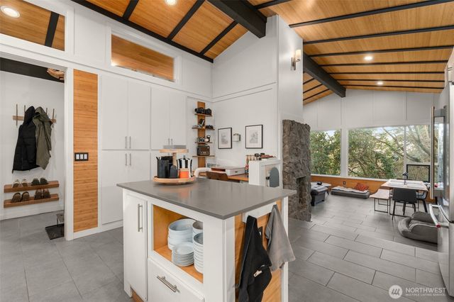 15109 SE 53rd Place, Bellevue, WA 98006