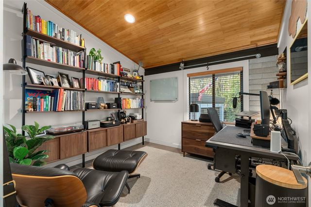 15109 SE 53rd Place, Bellevue, WA 98006