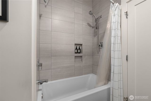 15109 SE 53rd Place, Bellevue, WA 98006