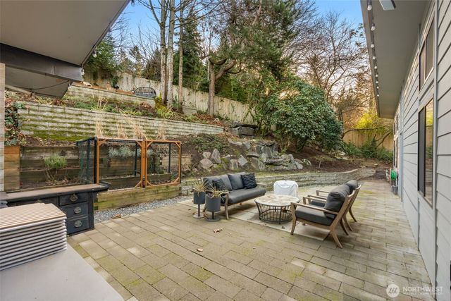 15109 SE 53rd Place, Bellevue, WA 98006