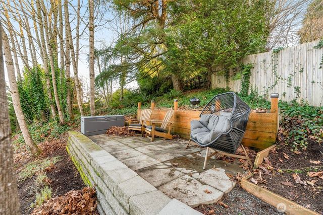 15109 SE 53rd Place, Bellevue, WA 98006