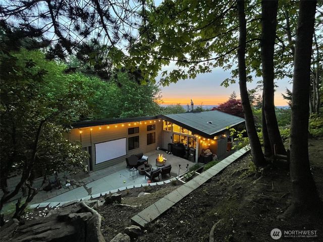 15109 SE 53rd Place, Bellevue, WA 98006