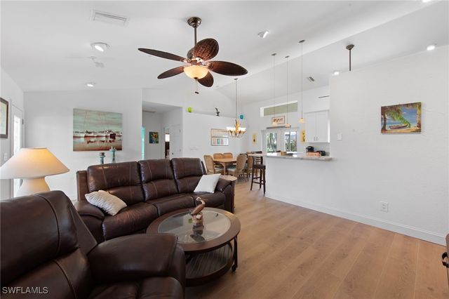 170 SW 52nd ST, Cape Coral, FL 33914