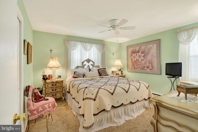 65 DELIA DR, Broomall, PA 19008