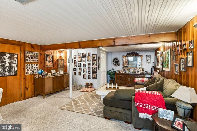 65 DELIA DR, Broomall, PA 19008