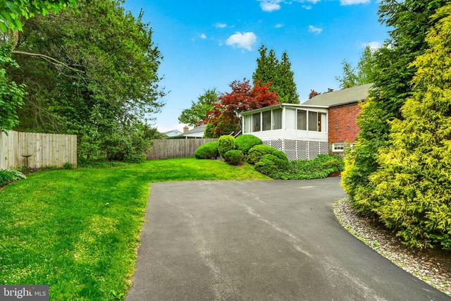 65 DELIA DR, Broomall, PA 19008