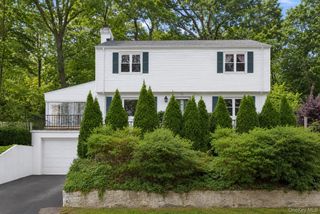 20 Dorchester Drive, Scarsdale, NY 10583